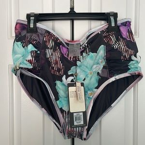 Calia by Carrie Underwood floral bikini set in size medium. New with tags :)